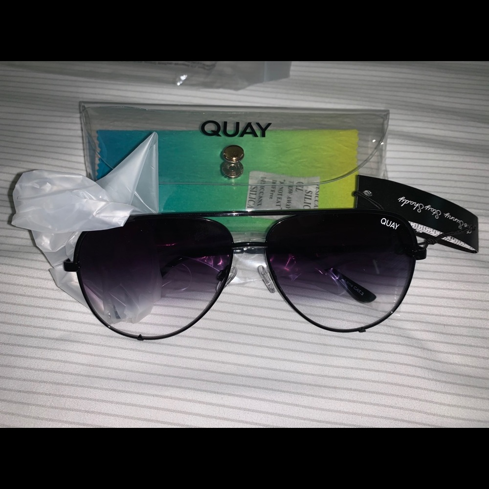 QUAY SUNGLASSES